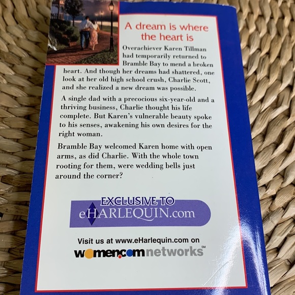 3 Book Bundle: 2 Harlequin Romances & 1 V.C. Andrews Novel. - Picture 3 of 8